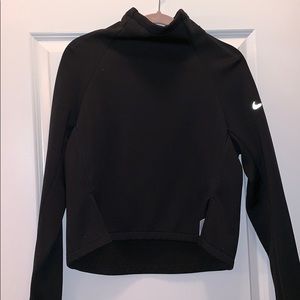 Cropped Nike tech long sleeve